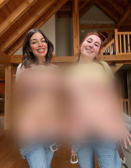 isla moonfree star adult picture