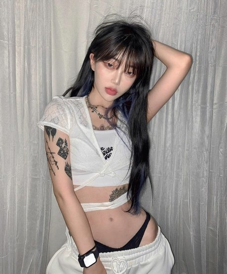 sex girls onlyfans sexy naked picture