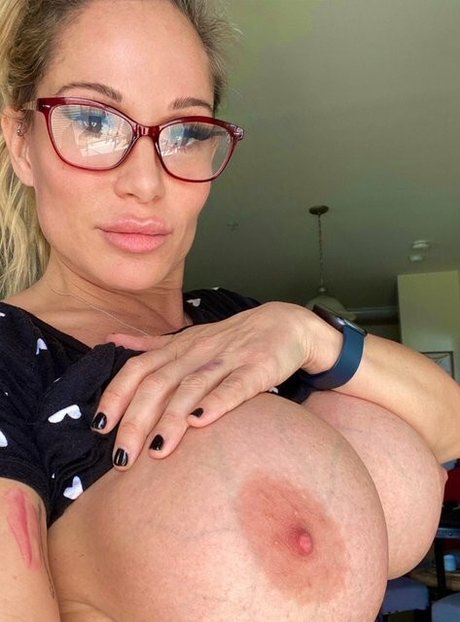 Tyler Faith sex actress img