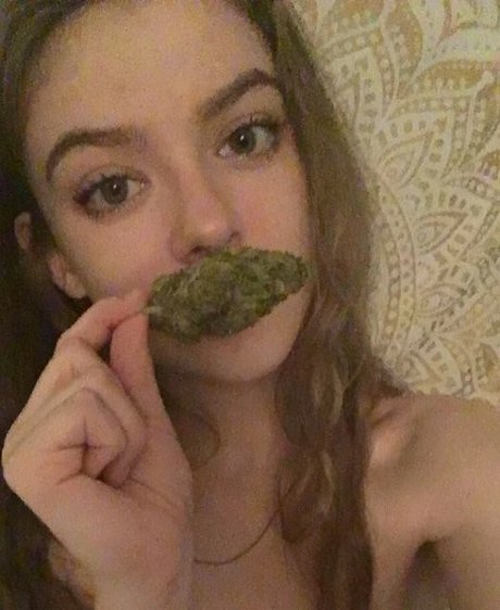 Rose Castella nice actress photos