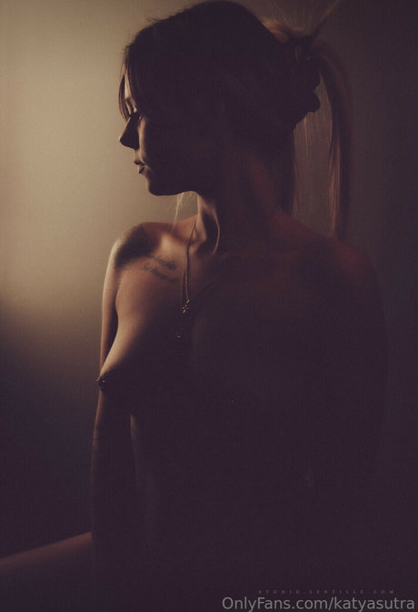 Katya sutra star adult picture