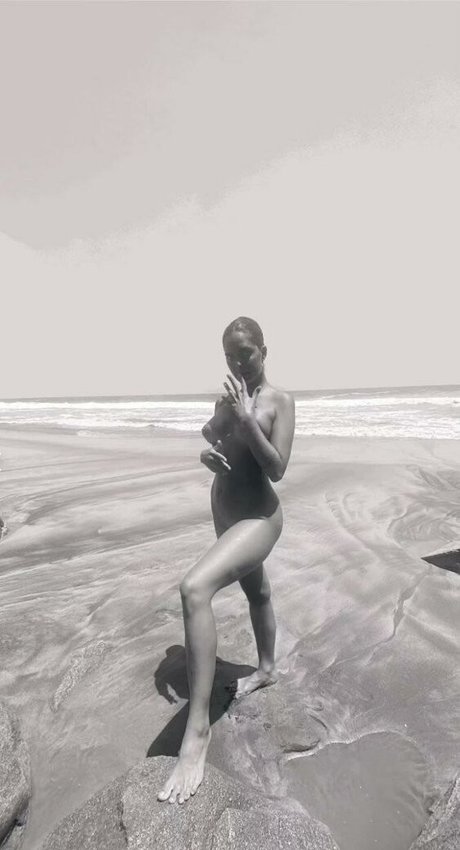 marialevyy art actress photos