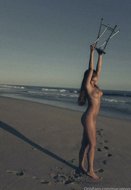 marialevyy model naked picture