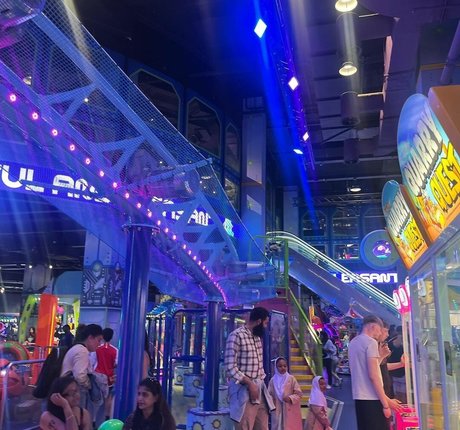 Sarah Anne Hooper nude pornstar pic