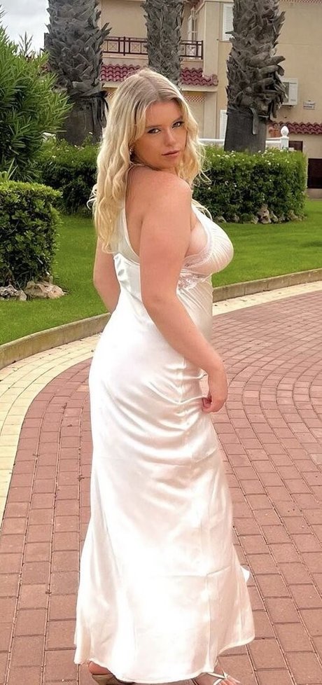 Sarah Anne Hooper pretty star galleries