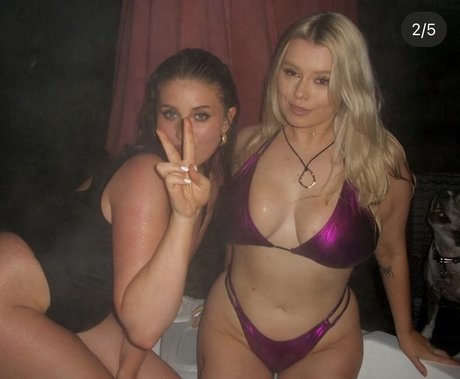 Sarah Anne Hooper star naked img