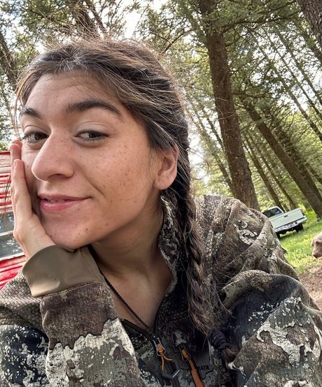 Aubry Babcock high quality star pictures