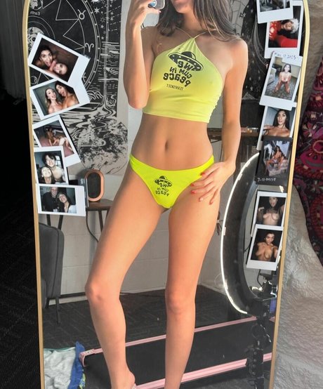 Aubry Babcock sexy star pictures