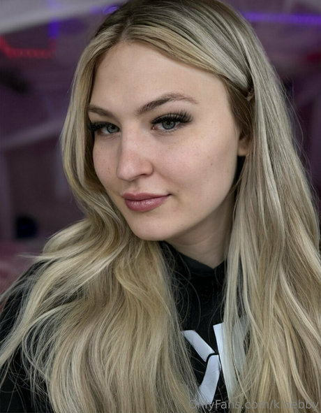 kloebby xxx actress archive