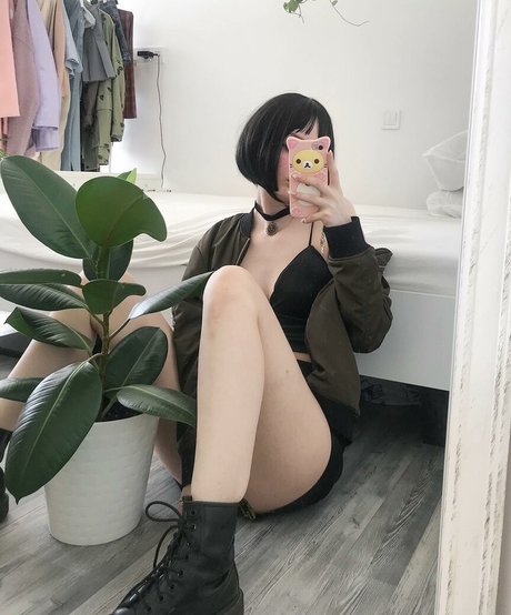 mirukurum xxx pornstar picture