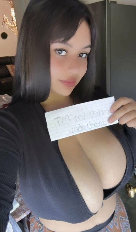 Jade Chainz nude model archive