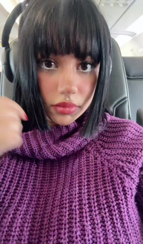 Jade Chainz art star picture