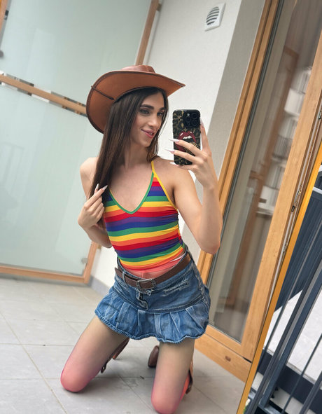 theginadivine star nude pics