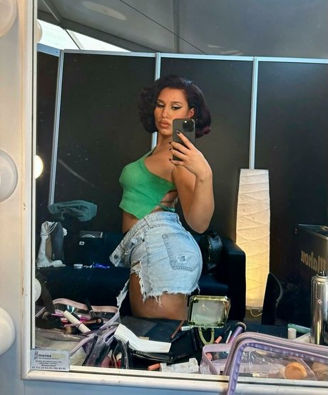 Raye nice star gallery