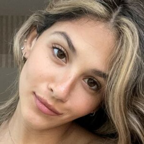 ellaabailey star erotic galleries