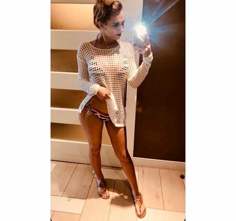 body onlyfans naked galleries