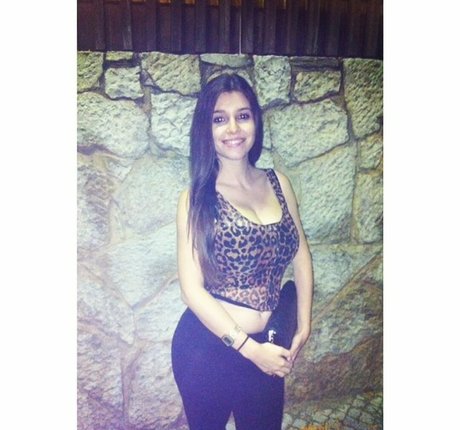 flat chested onlyfans nice archive