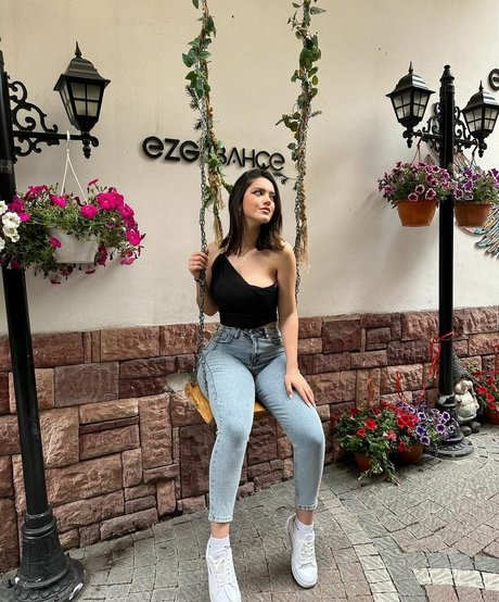 sedaaa026 nude actress galleries