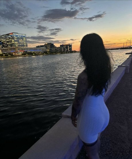 lalawlsn star adult pic