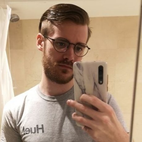 Dancho adult model pic