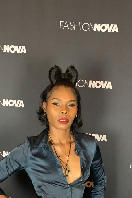 Empress Tee star best pic