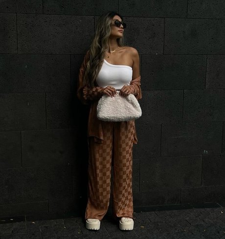 rissforever nudes actress photo