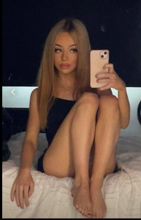 japanese milf onlyfans nude image