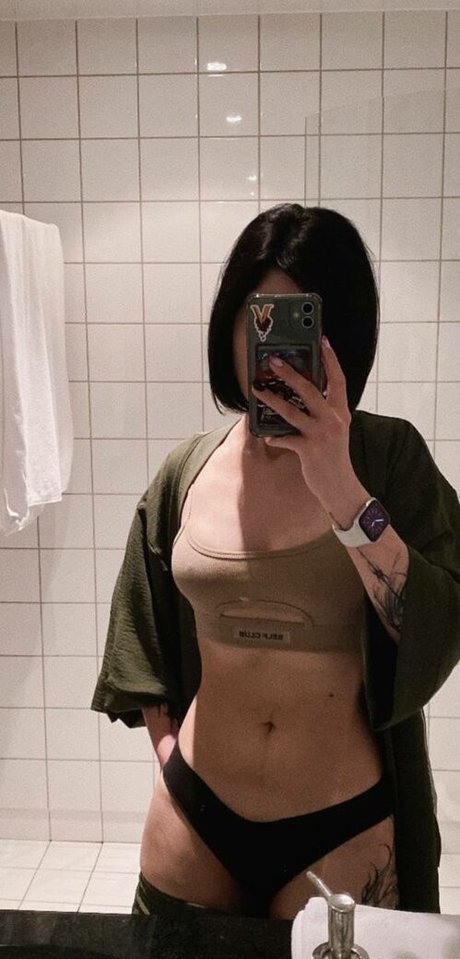 Scarletspyada star best photo