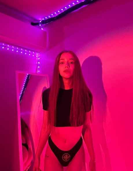 petite wife onlyfans pornographic photos