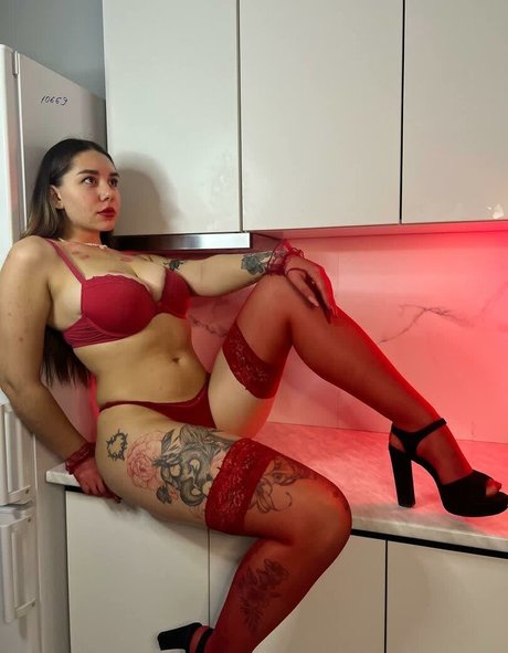 leya le nude pornstar pictures