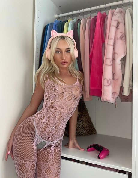 charlottet43869 model beautiful galleries