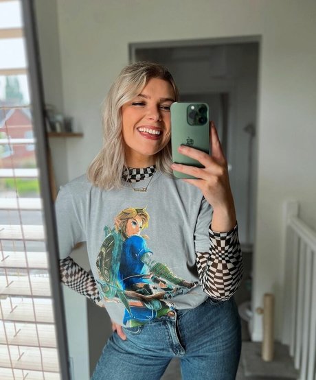 hairy legs onlyfans hot nude images