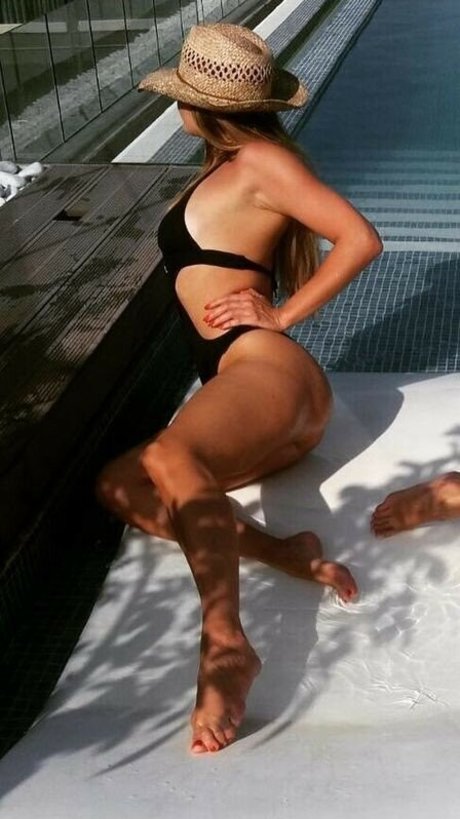 Ella Anastasiou hot model pics