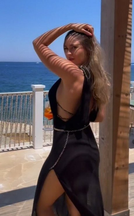 midget girls onlyfans naked images