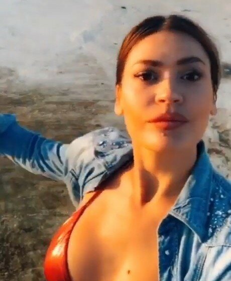 Ella Anastasiou sex model image