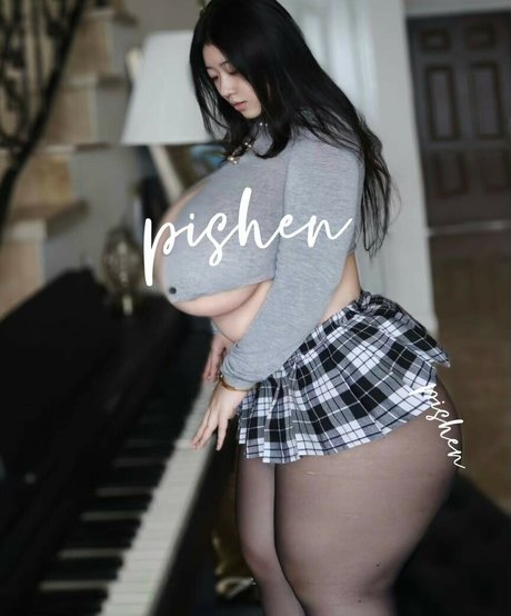 Pisheneva eva sex model image