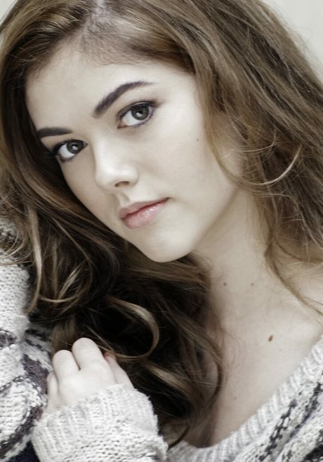 McKaley Miller pornographic model pics