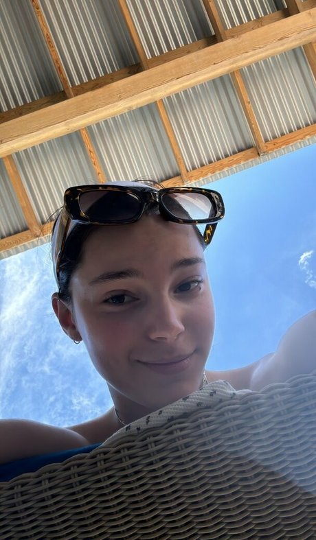 Inde Navarette nude actress pics