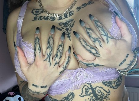 LilelizaJ pornstar hd pics