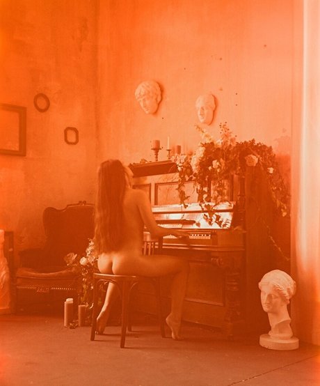 Avrelia Amaris porn star pictures