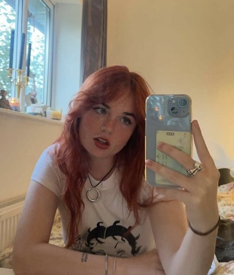 Beaux ASMR sex actress photo