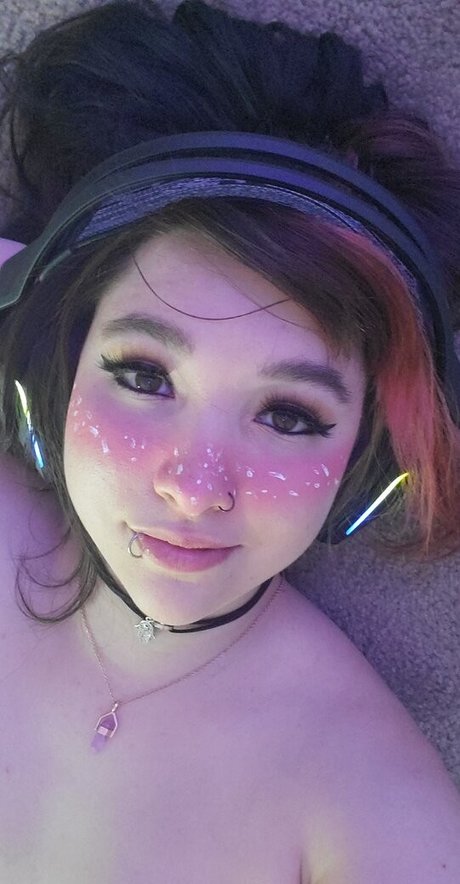 TheLadyMissKara star art pictures