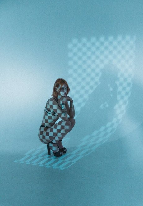 Call Me Elfa nude pornstar images