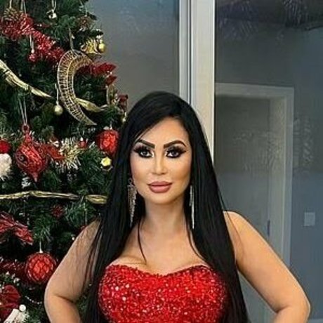 Ana Paulo Oliveira Influencer Milf exclusive star picture