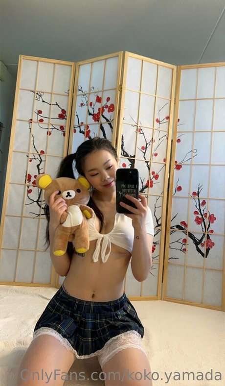 shemale outdoor onlyfans hot images