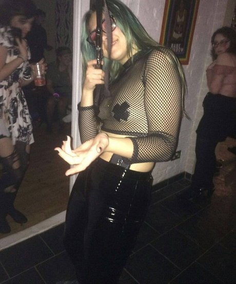 Saskia0 nice star photo