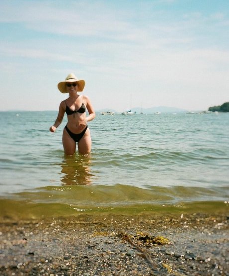 Alice Kristiansen porn model pics