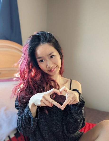 MarissaPeach pornstar naked pic