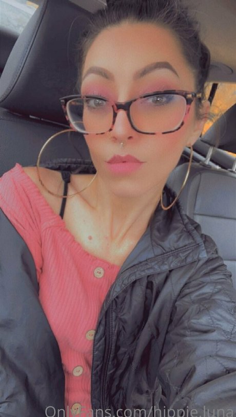 hippie luna top actress image