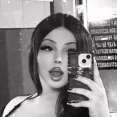 Trans Goddess model sexy gallery